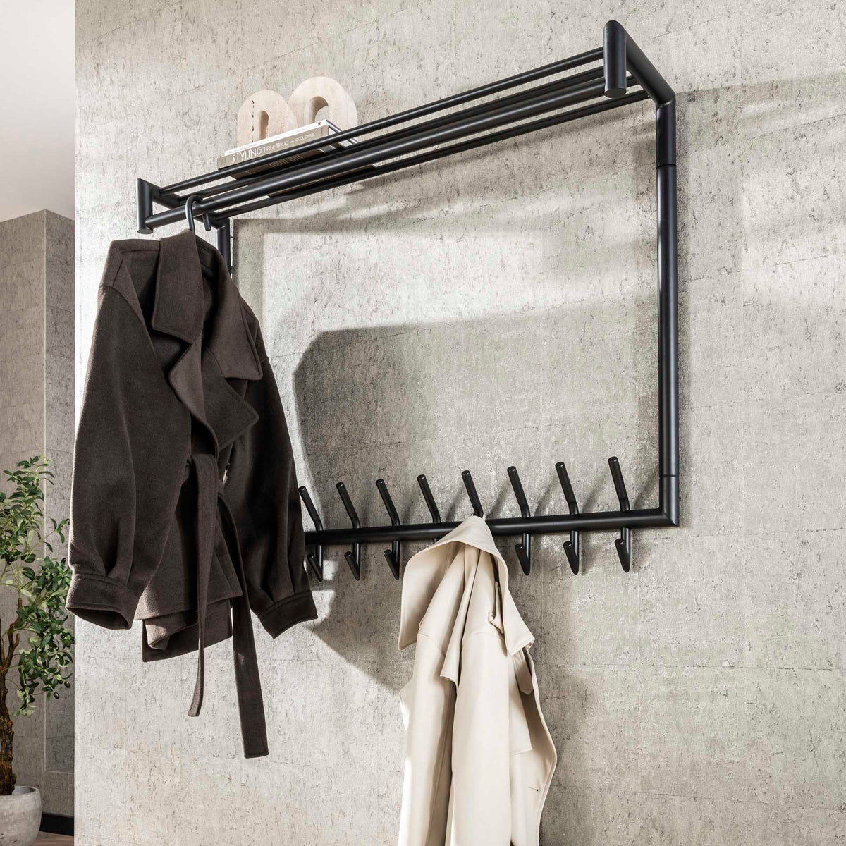 Coat racks - Coat rack Kym 20 - Angled Dark gray - With rod - Dimehouse