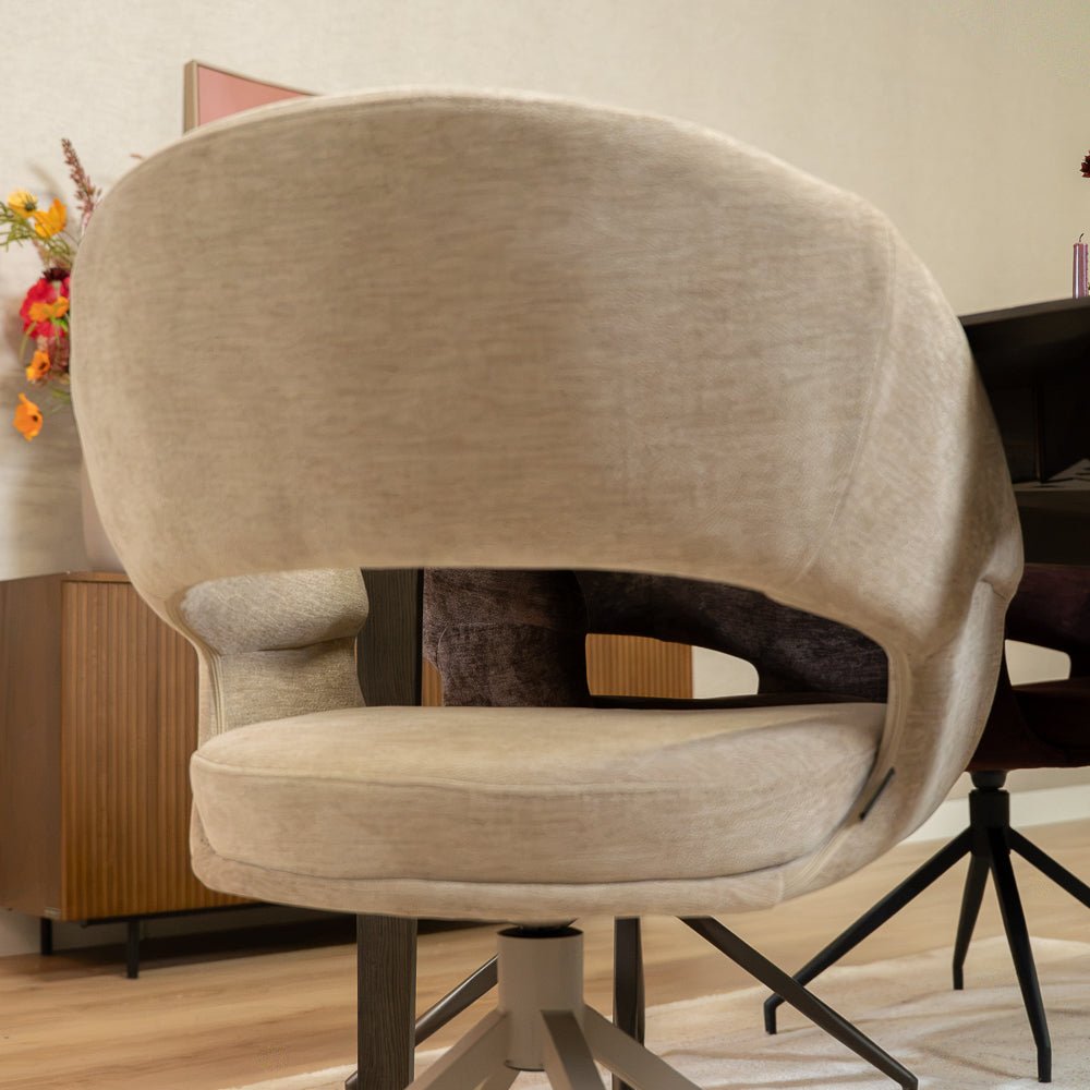 Eetkamerstoelen-Eetkamerstoel Suzie draaibaar velvet beige-Dimehouse
