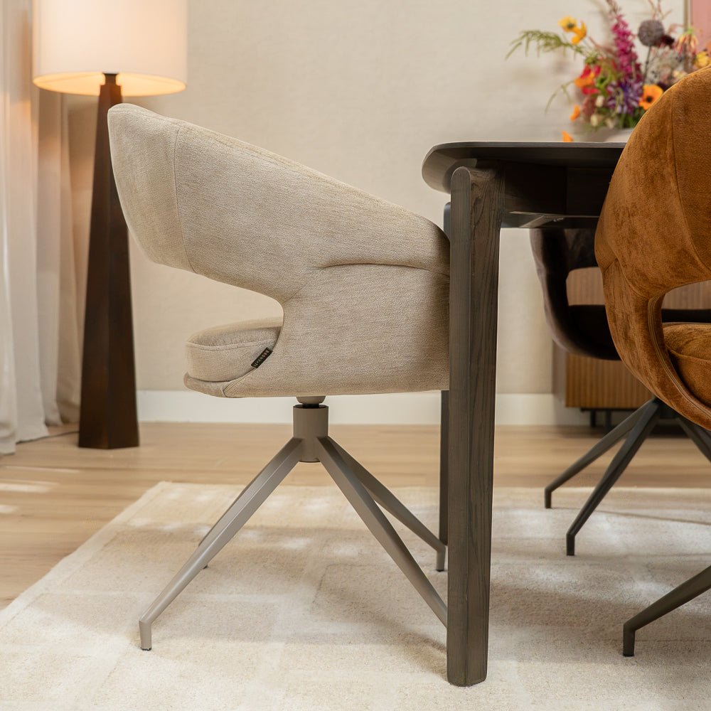 Eetkamerstoelen-Eetkamerstoel Suzie draaibaar velvet beige-Dimehouse