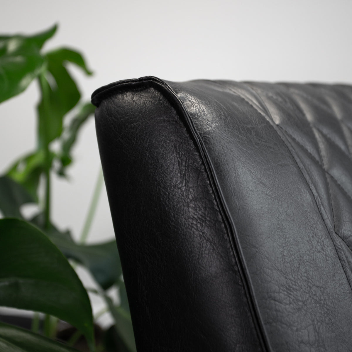 Armchair Peter Dimehouse Black LxWxH 68x63x45 Faux leather Atmosphere photo different