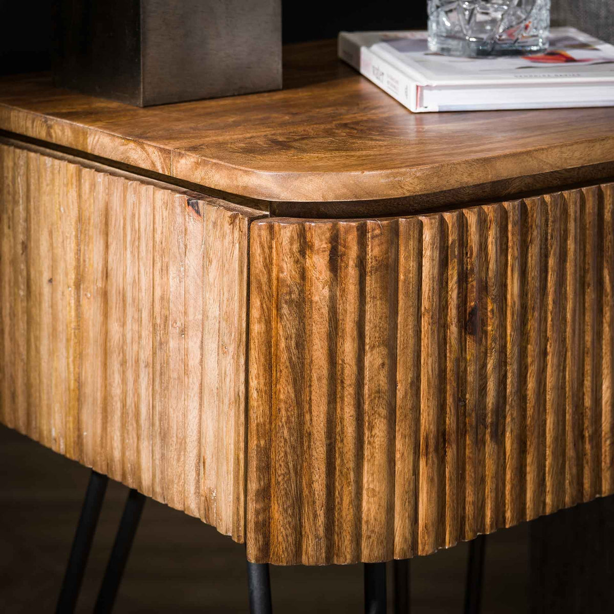 Bedside table Maria DH Interior Mango LxWxH 51x46x28 Mango wood Atmospheric photo detail