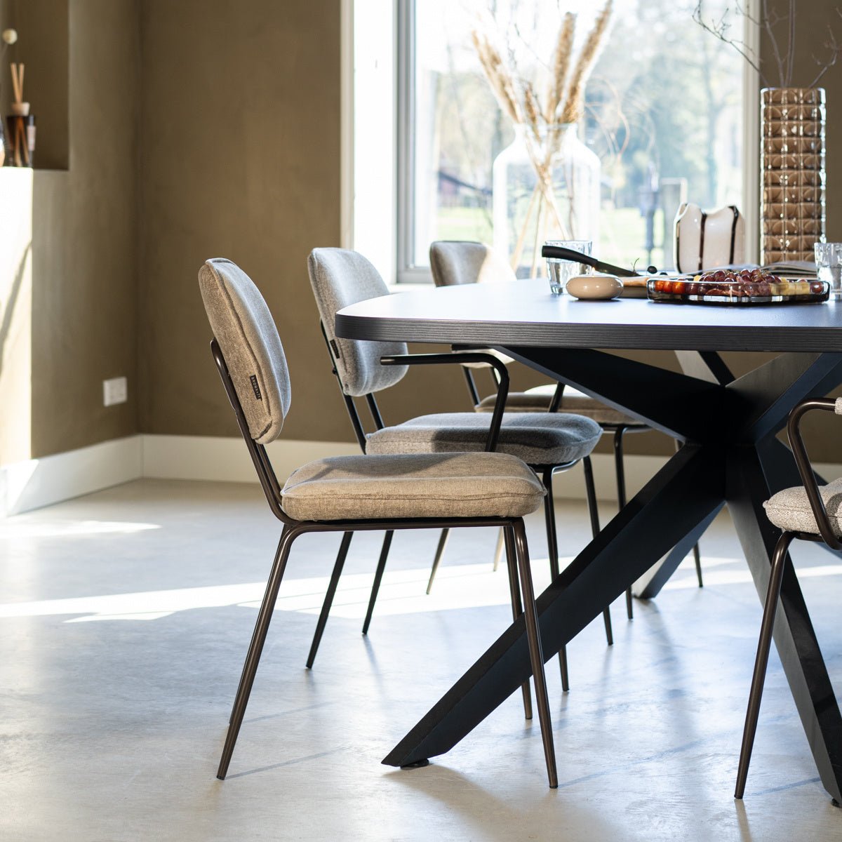 Velvet dining room chair Javi taupe
