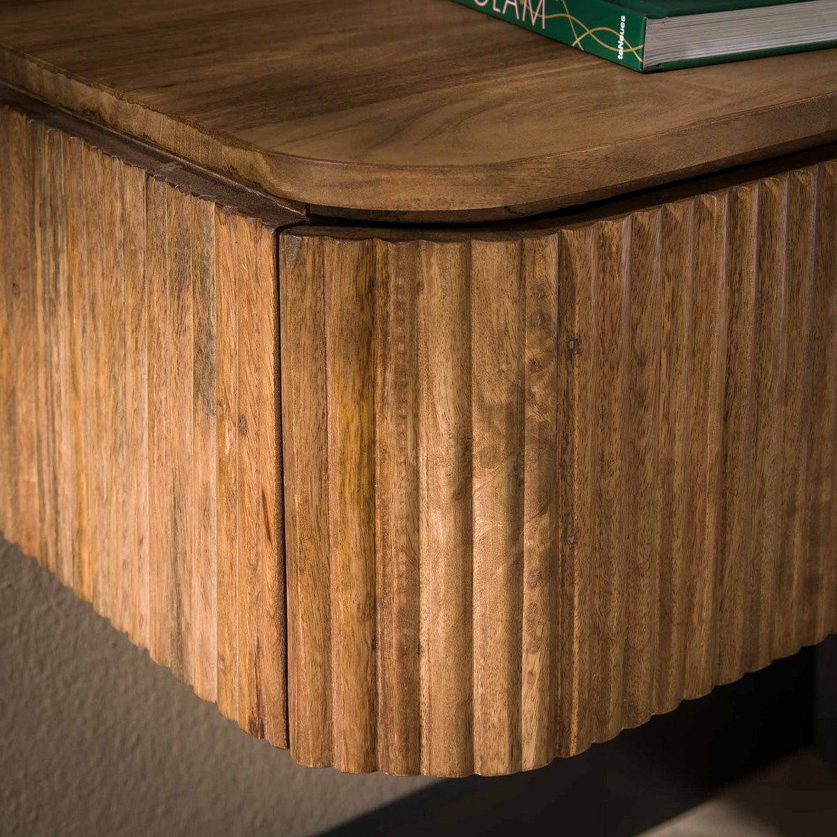 Bedside table Maria DH Interior Mango LxWxH 51x47x27 Mango wood Atmospheric photo detail