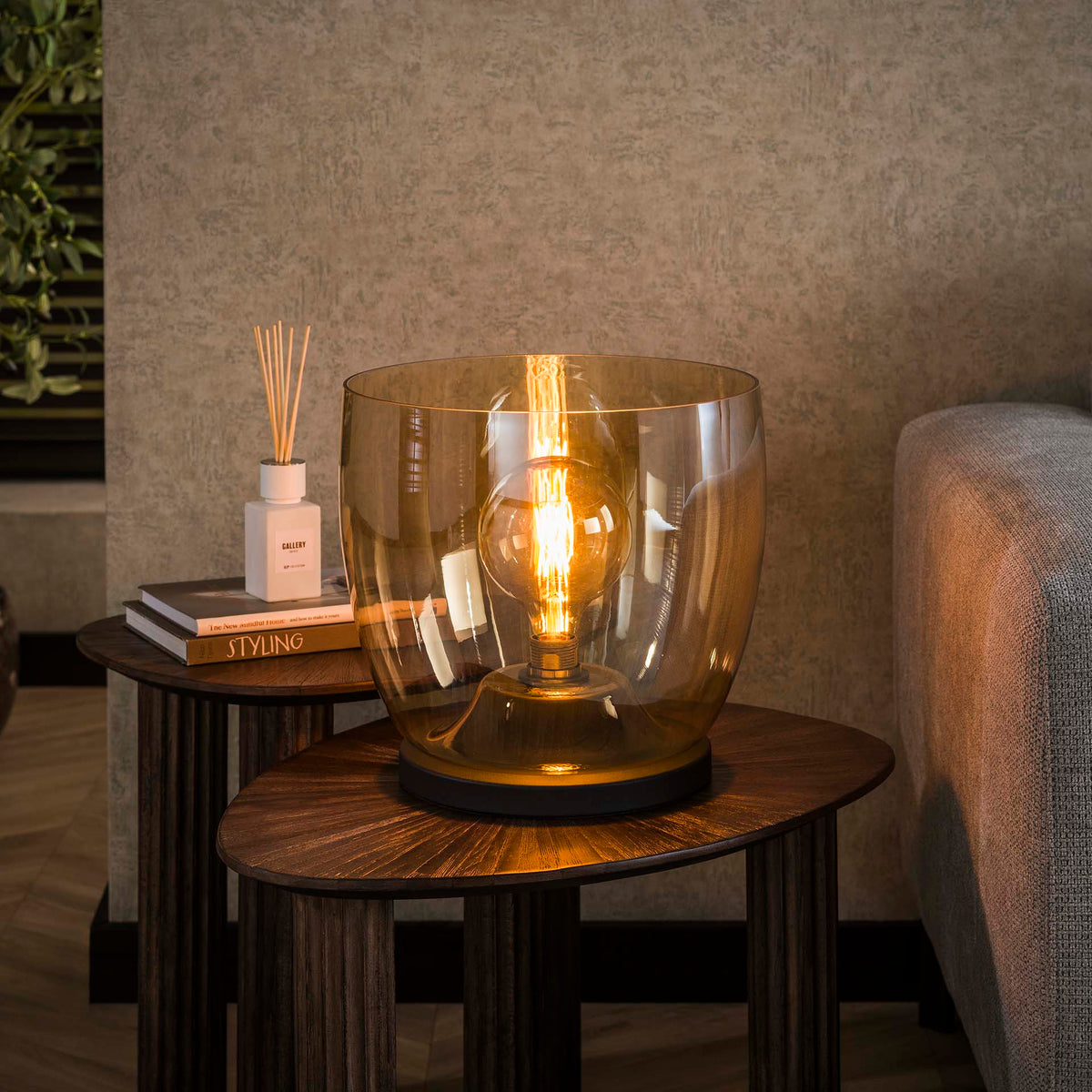 Floor lamps - Floor lamp Dain UP XL Amber glass - Dimehouse