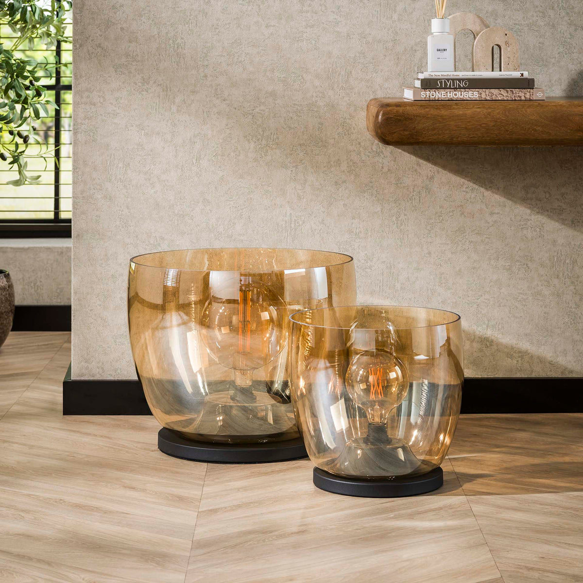 Floor lamps - Floor lamp Dain UP XXL Amber-colored glass - Dimehouse
