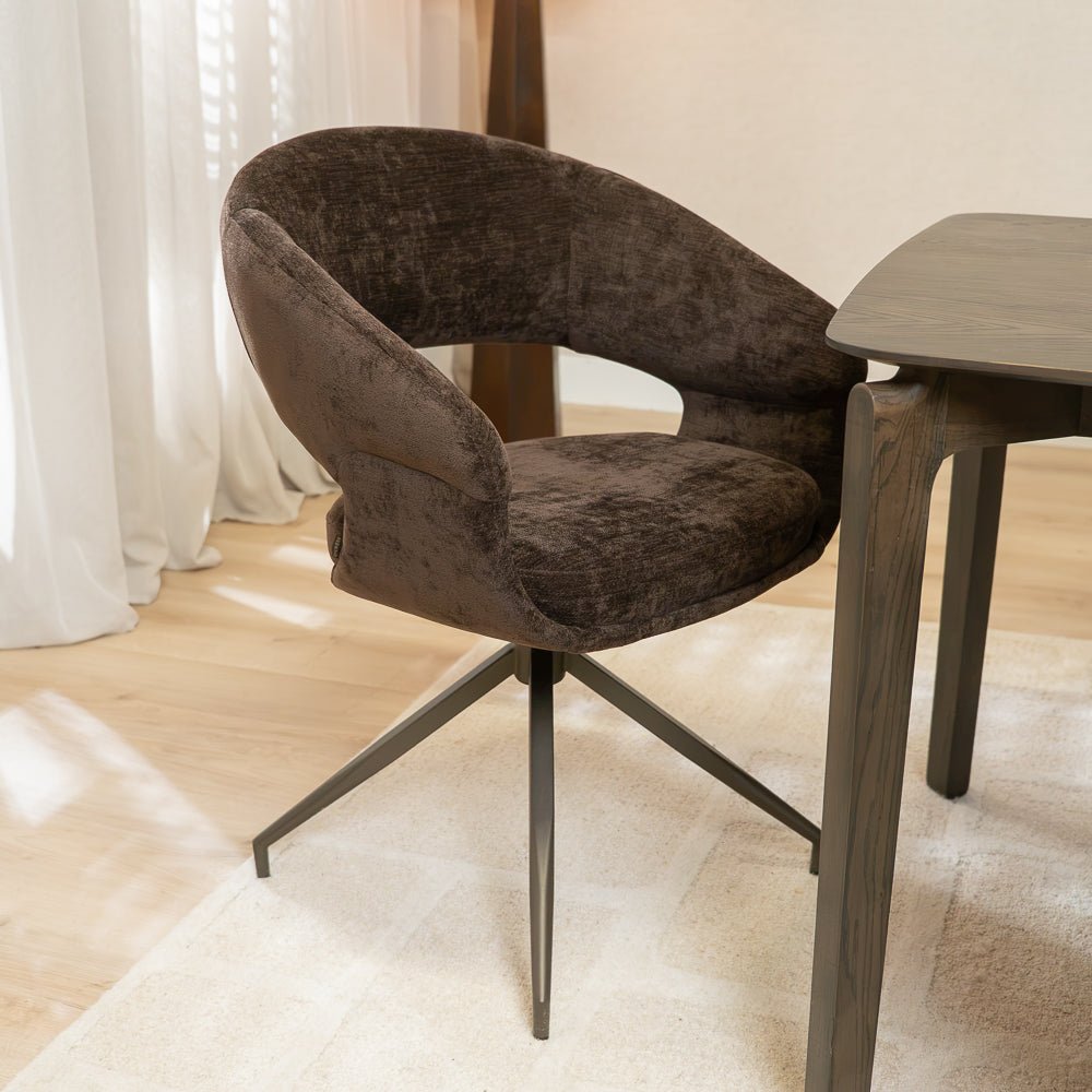 Eetkamerstoelen-Eetkamerstoel Suzie draaibaar velvet bruin-Dimehouse