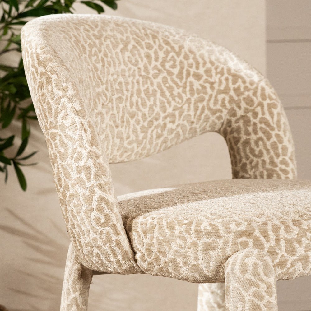 Barkruk Leo taupe leopard 70 cm Bouclé
