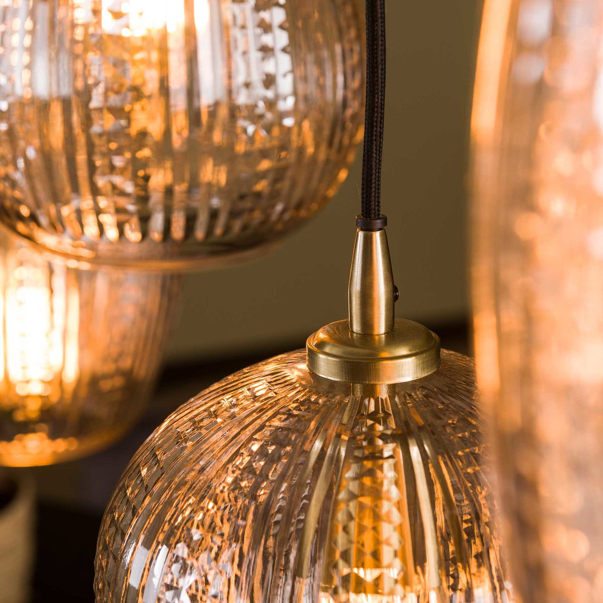 Hanging lamp Anna DH Interior Diamond LxWxH 130x47x29 Glass Atmospheric photo detail