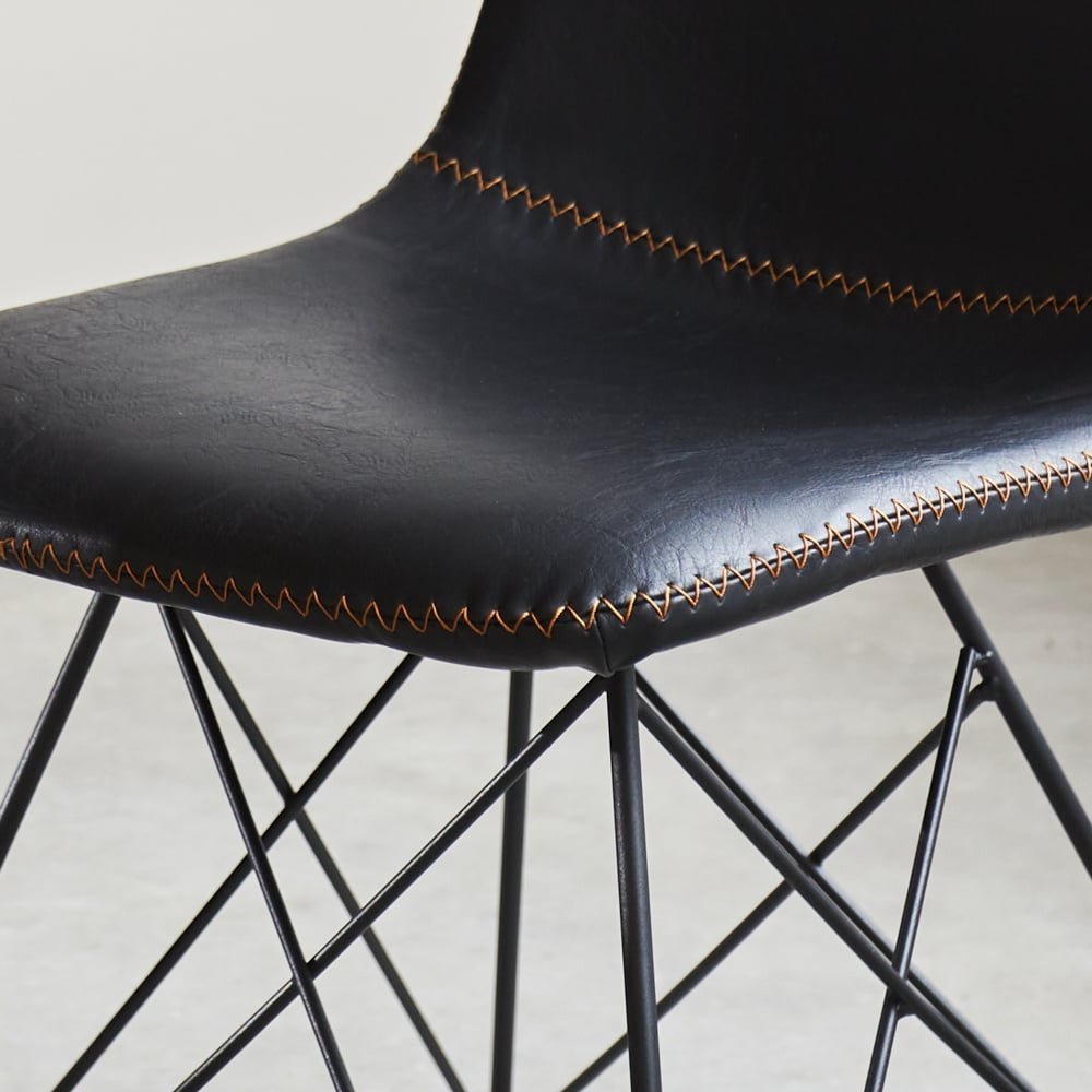 Dining room chair Viano Dimehouse Black LxWxH 64x61x52 Faux leather Atmospheric photo detail