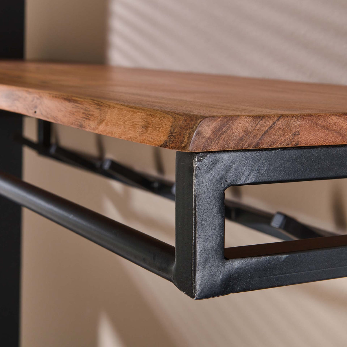 Coat rack Henry DH Interior Acacia LxWxH 106x42x22 Acacia wood Atmospheric photo detail