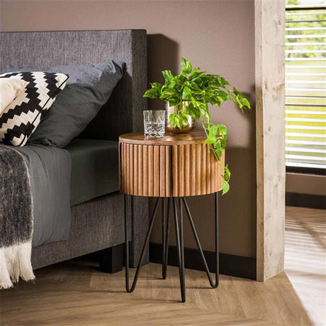 Bedside table Hans DH Interior Mango LxWxH 45x45x30 Mango wood Atmospheric photo diagonal front view